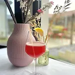 Hotel The Originals City, Le Patio, Cholet Nord
