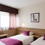 The Originals City, Le Patio, Cholet Nord 3* Beaupréau-en-Mauges