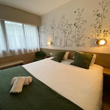 The Originals City, Le Patio Hotel, Cholet Nord فندق بوبرو-أن-موج