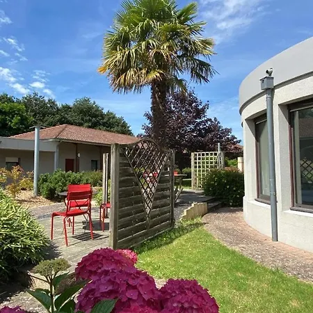 The Originals City, Logis D'elbee, Cholet Nord Hotel 2*