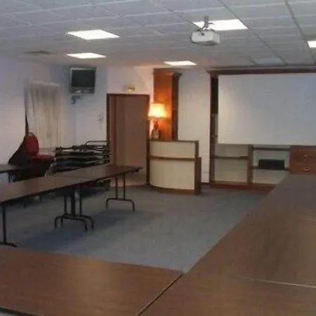 The Originals City, Le Patio Hotel, Cholet Nord 3*