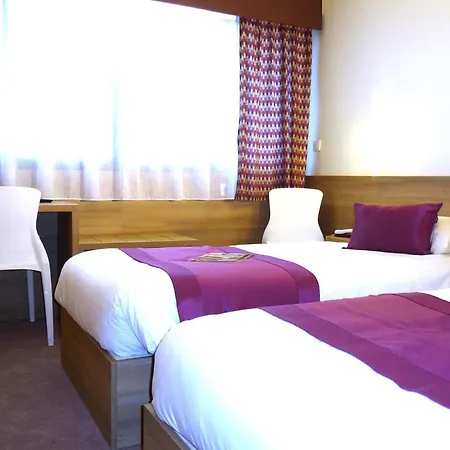 The Originals City, Le Patio Hotel, Cholet Nord 3*