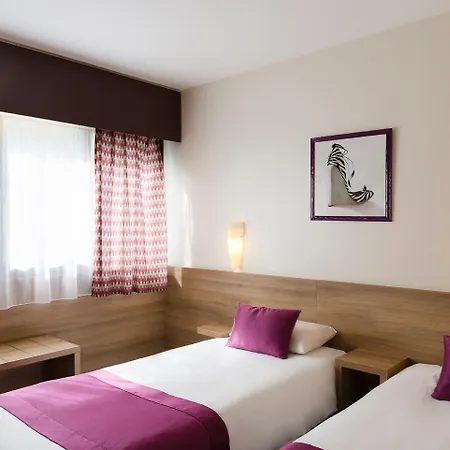 The Originals City, Le Patio Hotel, Cholet Nord 3* بوبرو-أن-موج
