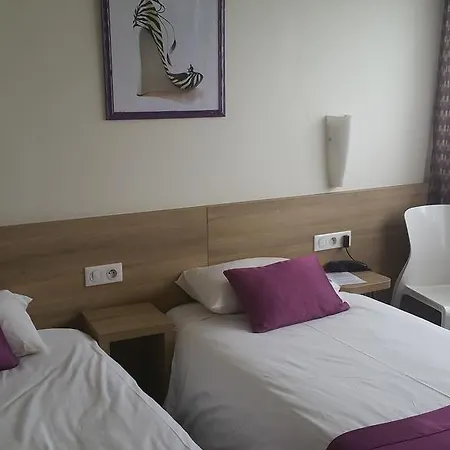 The Originals City, Logis D'elbee, Cholet Nord Hotel