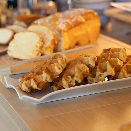 فندق The Originals City, Le Patio Hotel, Cholet Nord بوبرو-أن-موج