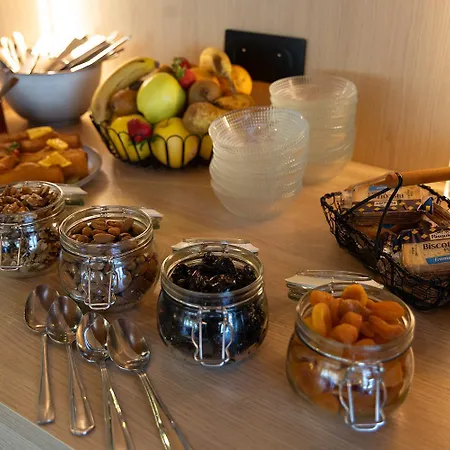 The Originals City, Le Patio Hotel, Cholet Nord 3* بوبرو-أن-موج