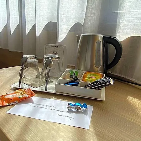 The Originals City, Le Patio Hotel, Cholet Nord 3*