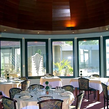 فندق The Originals City, Le Patio Hotel, Cholet Nord 3*
