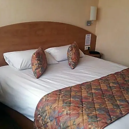 The Originals City, Le Patio Hotel, Cholet Nord 호텔 보프레오앙모주