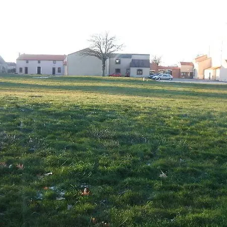 Hotel The Originals City, Le Logis D'elbée, Cholet Nord