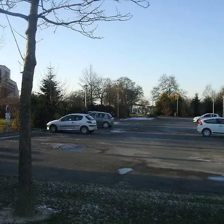 Hotel The Originals City, Logis D'elbee, Cholet Nord Beaupréau-en-Mauges